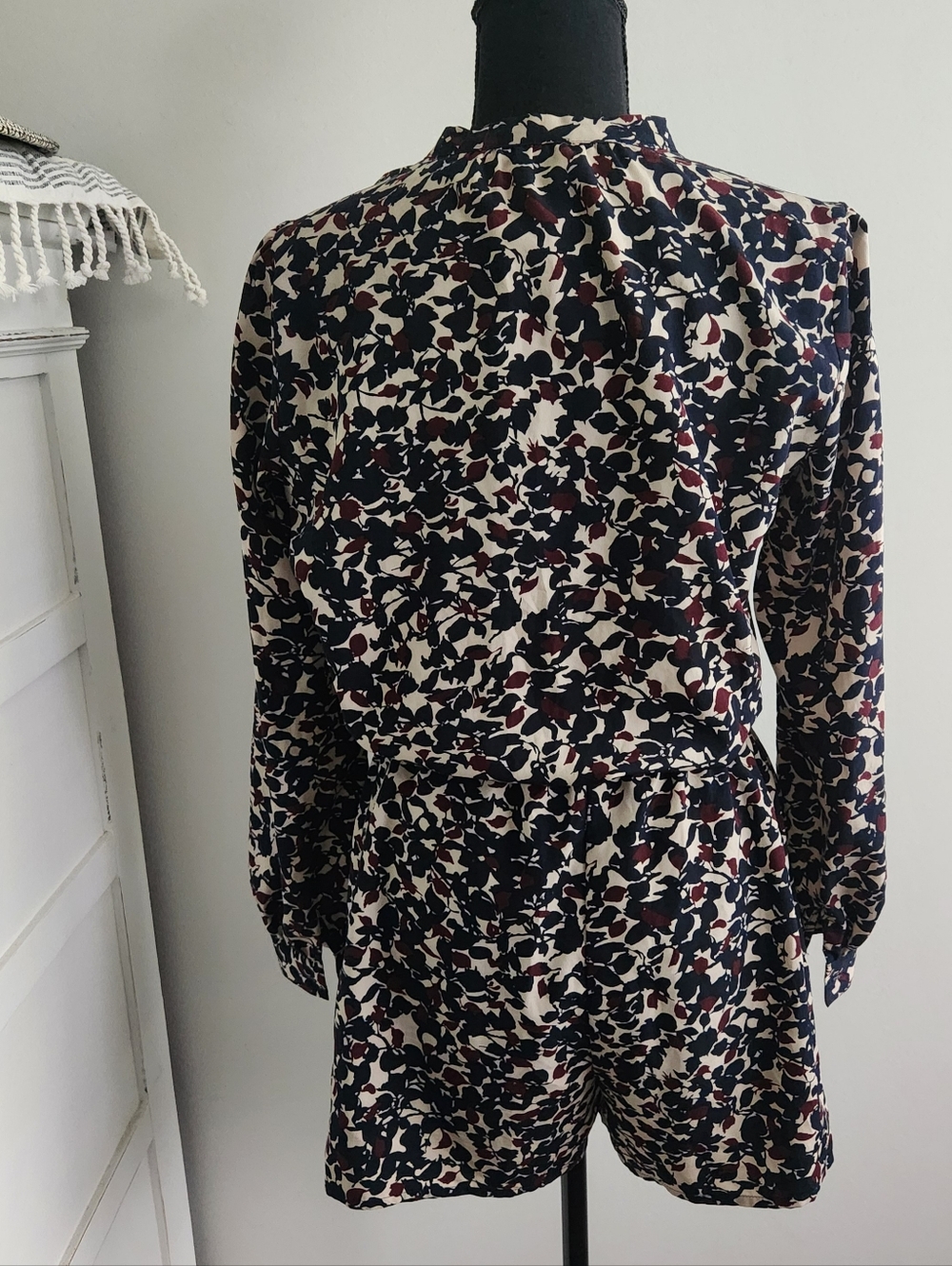 LOFT LONG SLEEVE TIE NECK ROMPER W/POCKETS - Picture 6 of 9